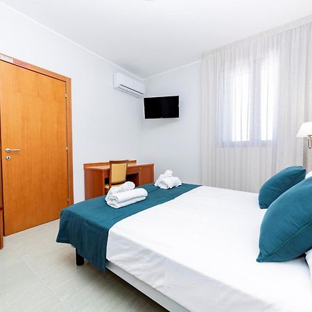 Hotel Alba Torre Lapillo Buitenkant foto