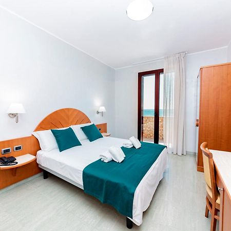 Hotel Alba Torre Lapillo Buitenkant foto