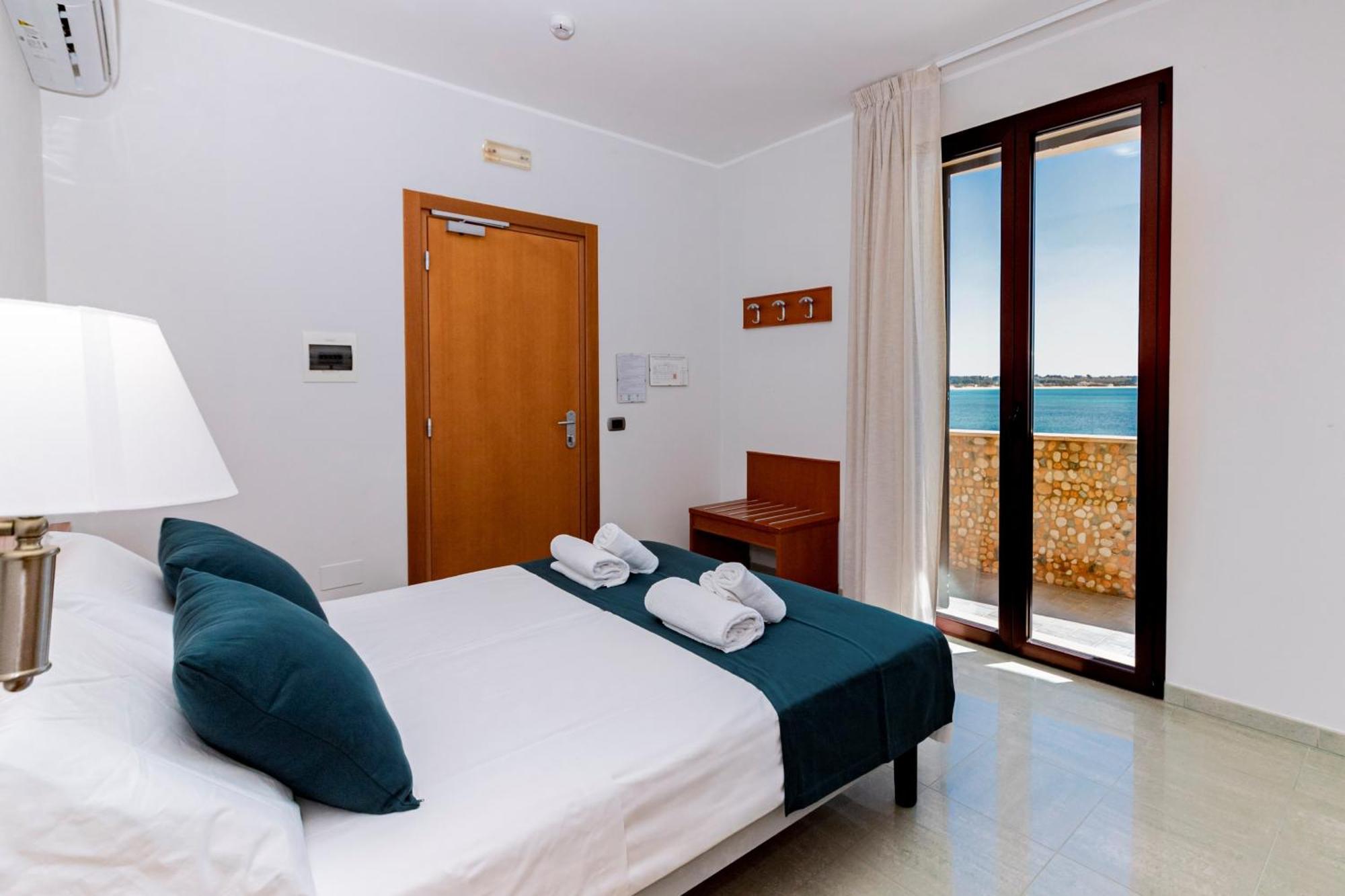 Hotel Alba Torre Lapillo Buitenkant foto