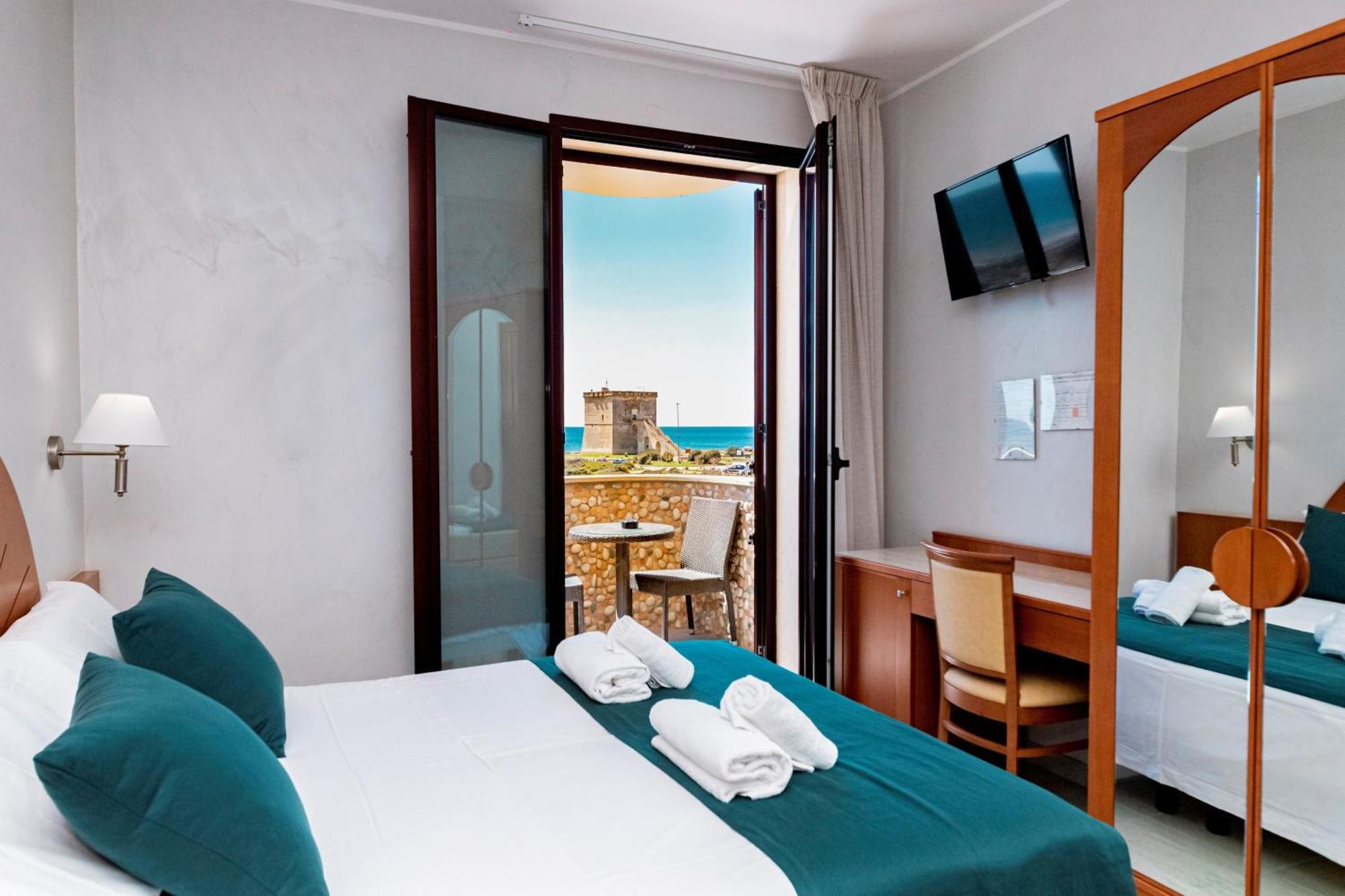 Hotel Alba Torre Lapillo Buitenkant foto