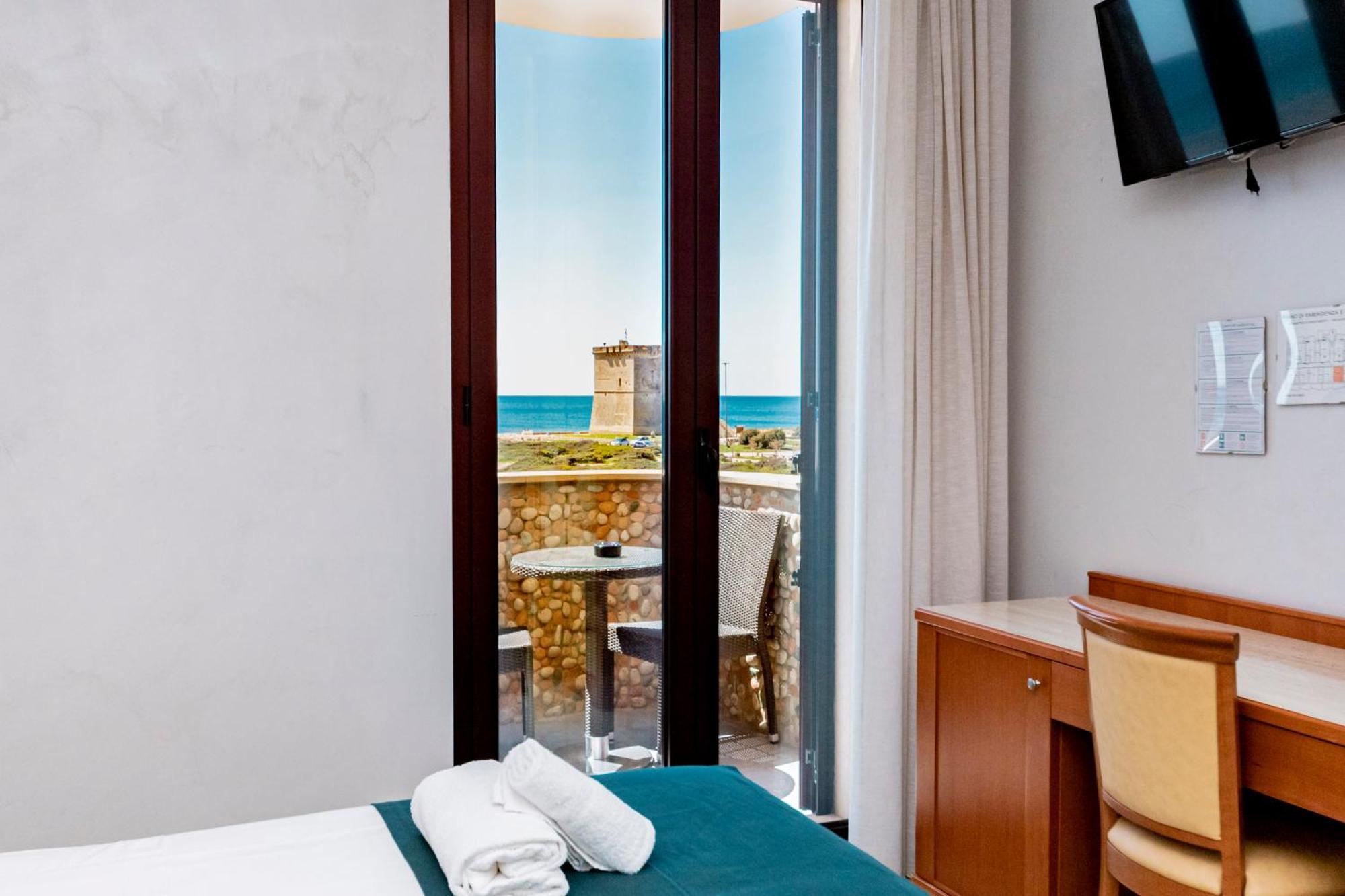 Hotel Alba Torre Lapillo Buitenkant foto