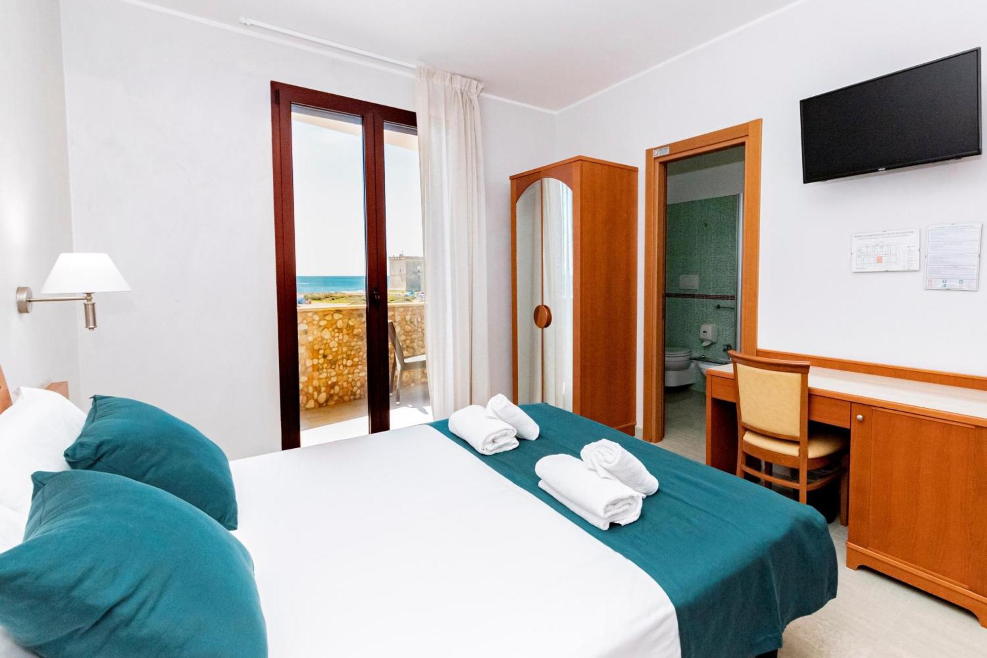 Hotel Alba Torre Lapillo Buitenkant foto