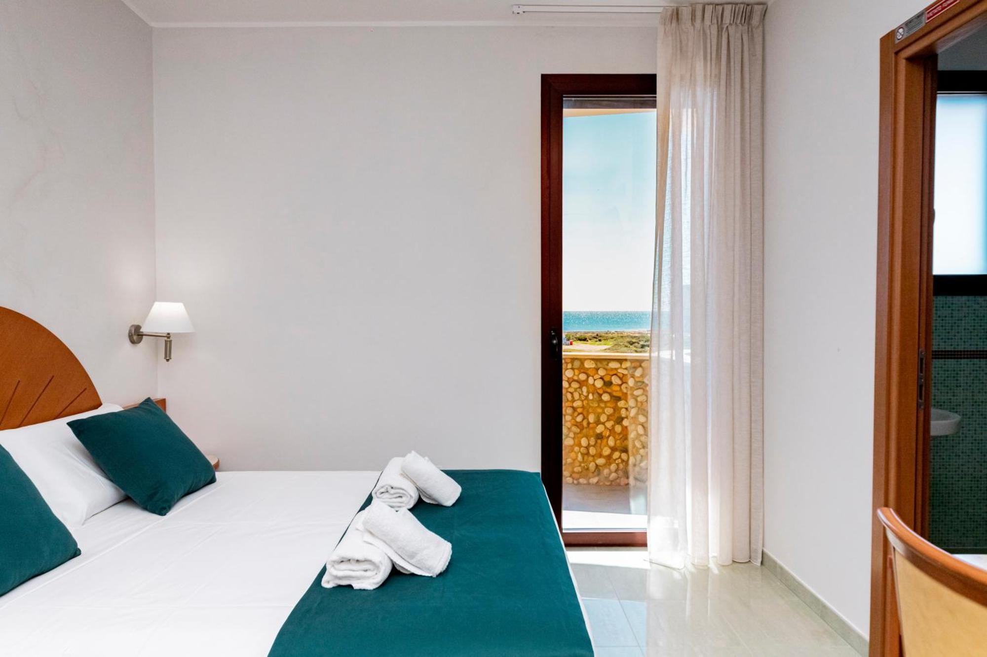 Hotel Alba Torre Lapillo Buitenkant foto